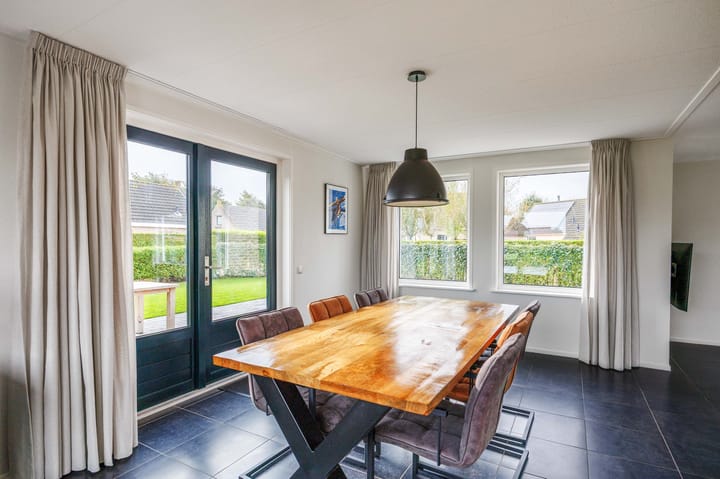 Photo 28 of Bargereed 31