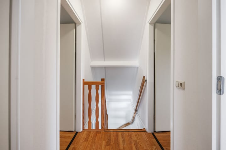 Photo 29 of Bargereed 31