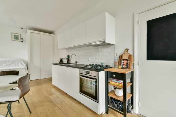 Foto 5 van Da Costastraat 135-1L