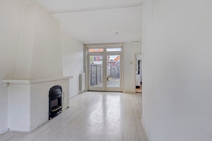 Photo 6 of Wilgenroosstraat 29