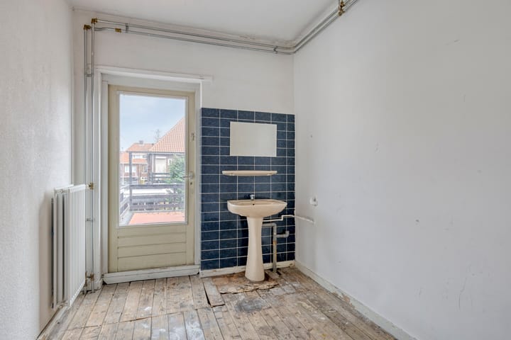 Photo 15 of Wilgenroosstraat 29