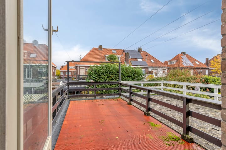 Photo 16 of Wilgenroosstraat 29