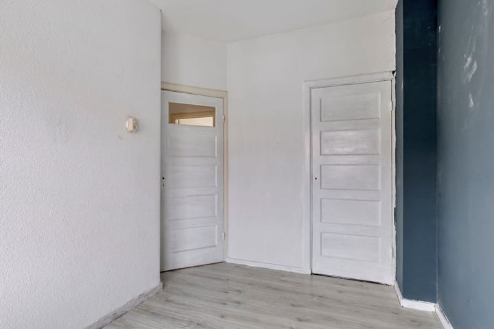 Photo 18 of Wilgenroosstraat 29