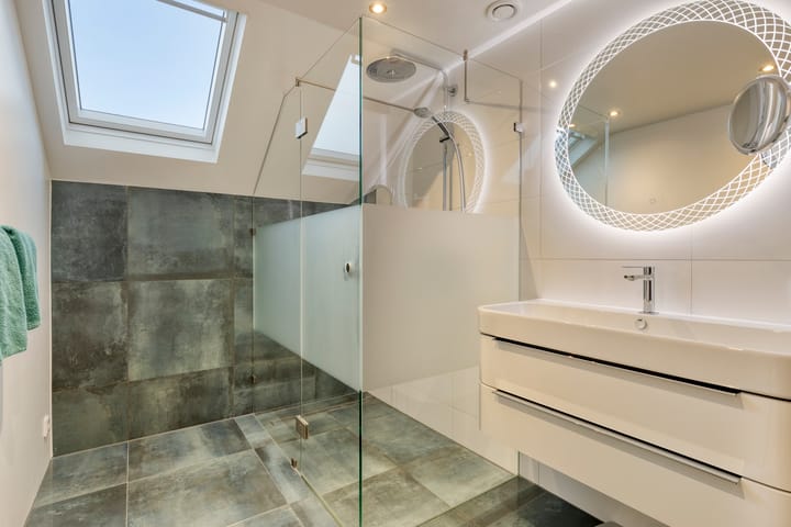 Photo 32 of de Decanije 30