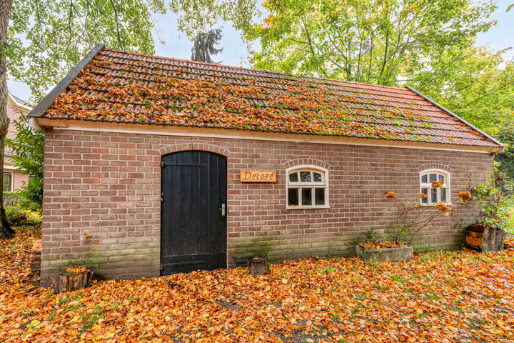 Photo 42 of de Decanije 30