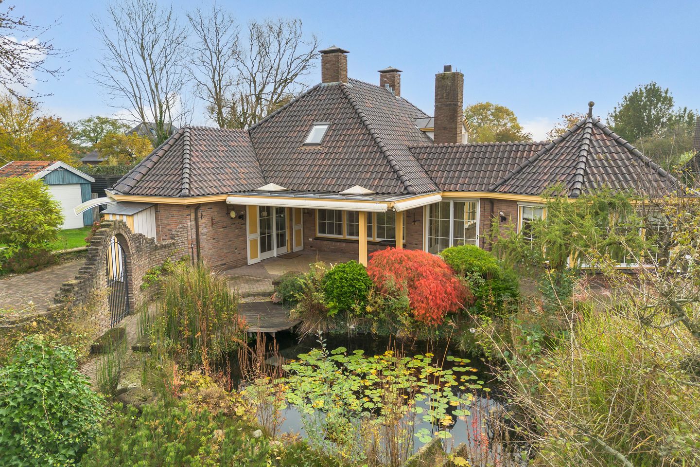 Photo 1 of Peuscher 4