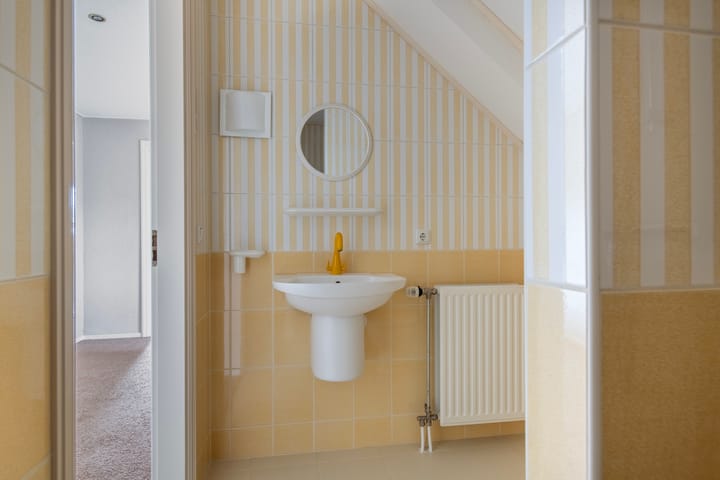 Photo 40 of Peuscher 4