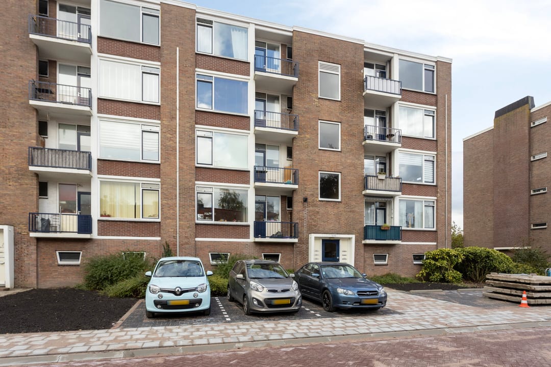 Photo 23 of Maasstraat 68