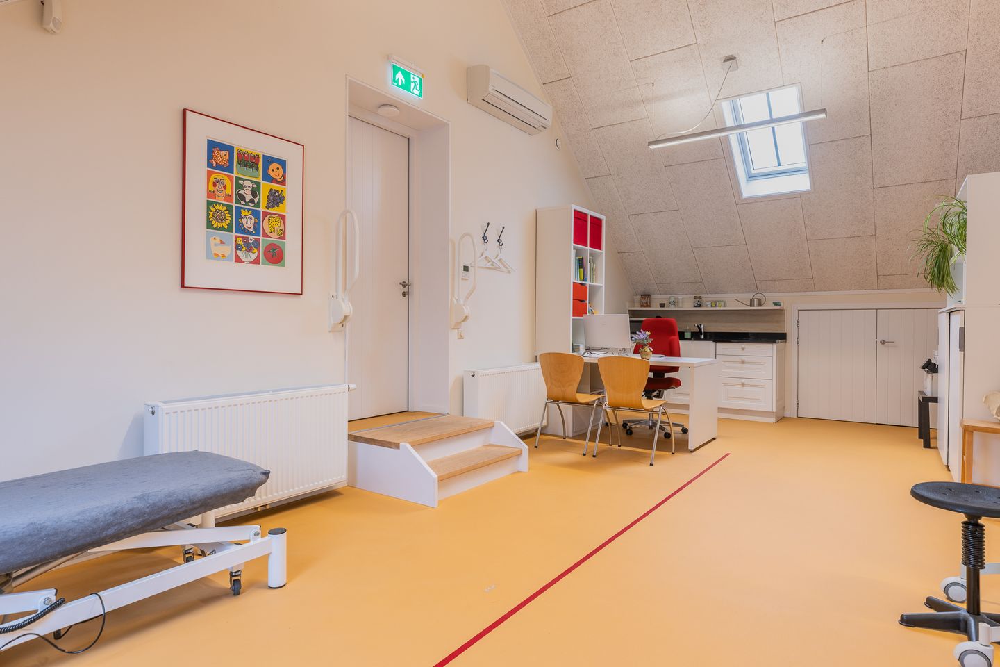 Bekijk foto 2 van van Boetzelaerstraat 16