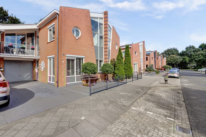 Photo 37 of Folkloreweg 18