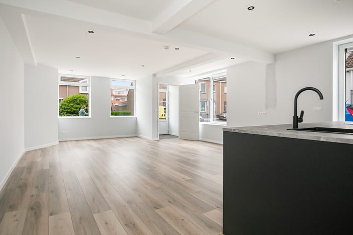 Foto 11 van E.A. Borgerstraat 25-A