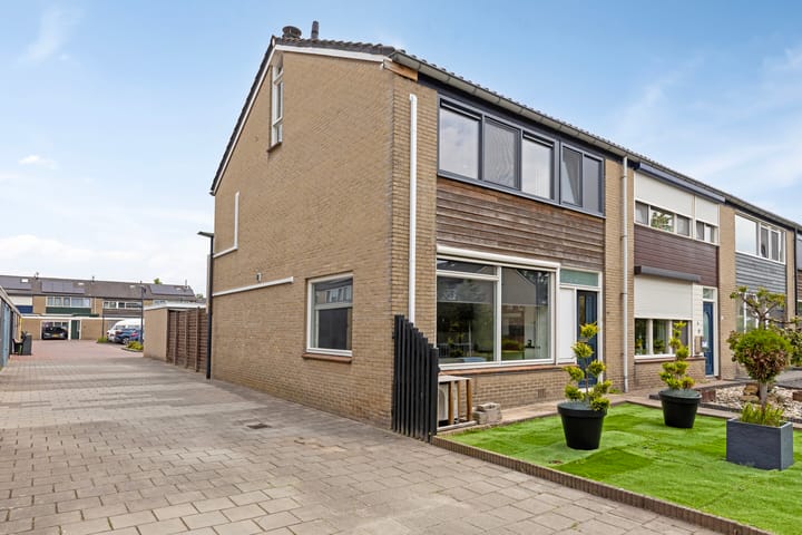 Foto 40 van Joost van den Vondelstraat 115