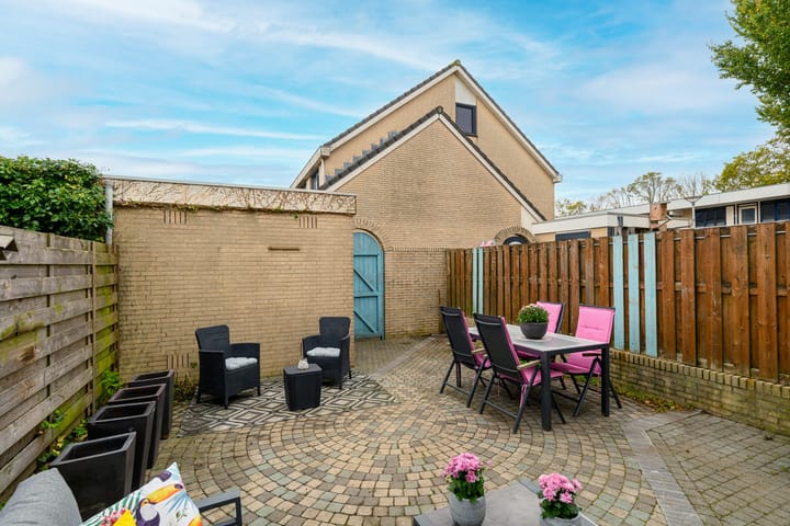 Photo 13 of Meerkoet 46