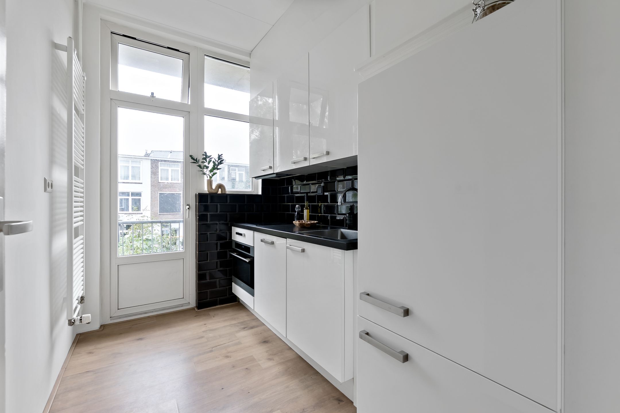 Foto 18 van Loosduinseweg 1157