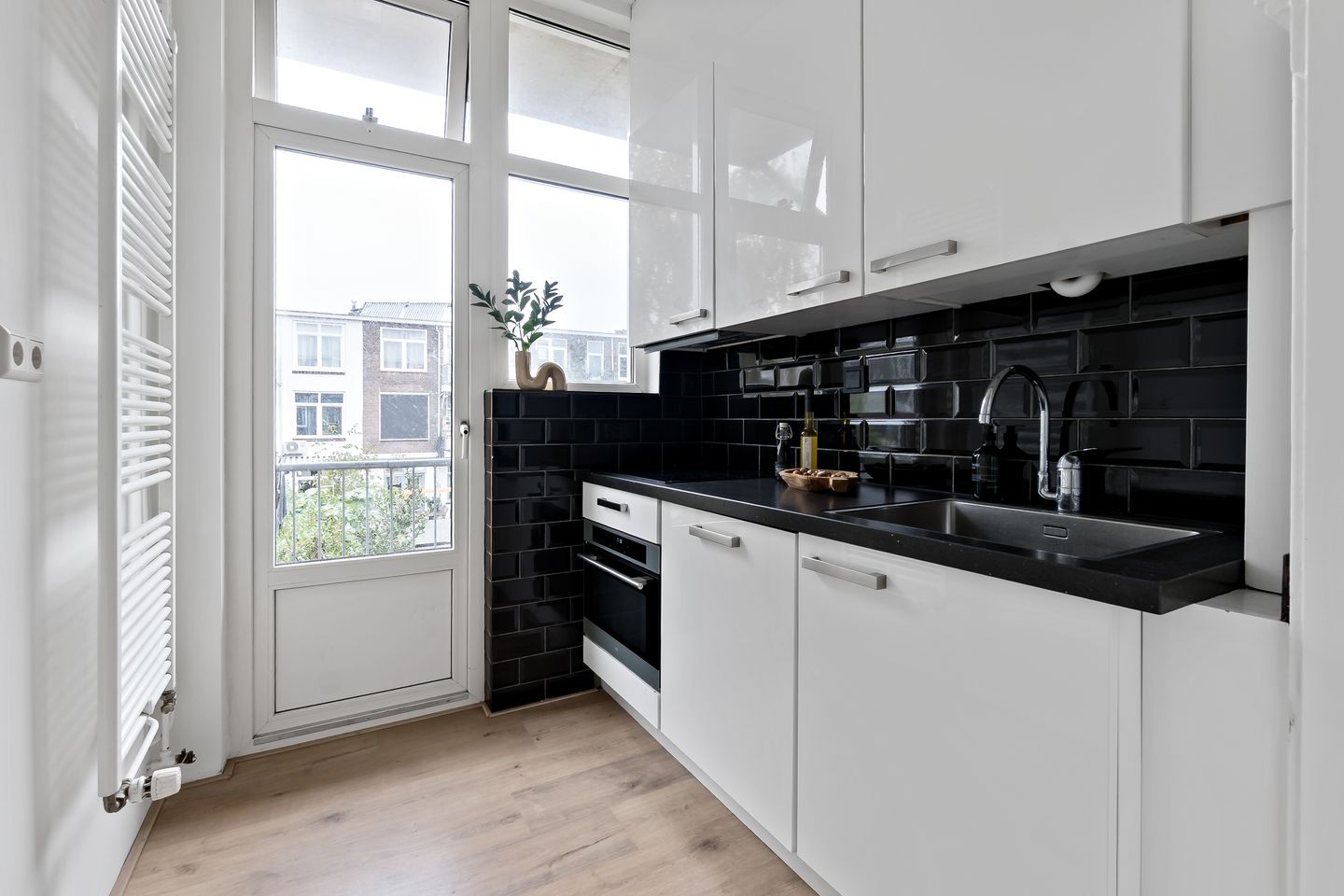 Foto 19 van Loosduinseweg 1157