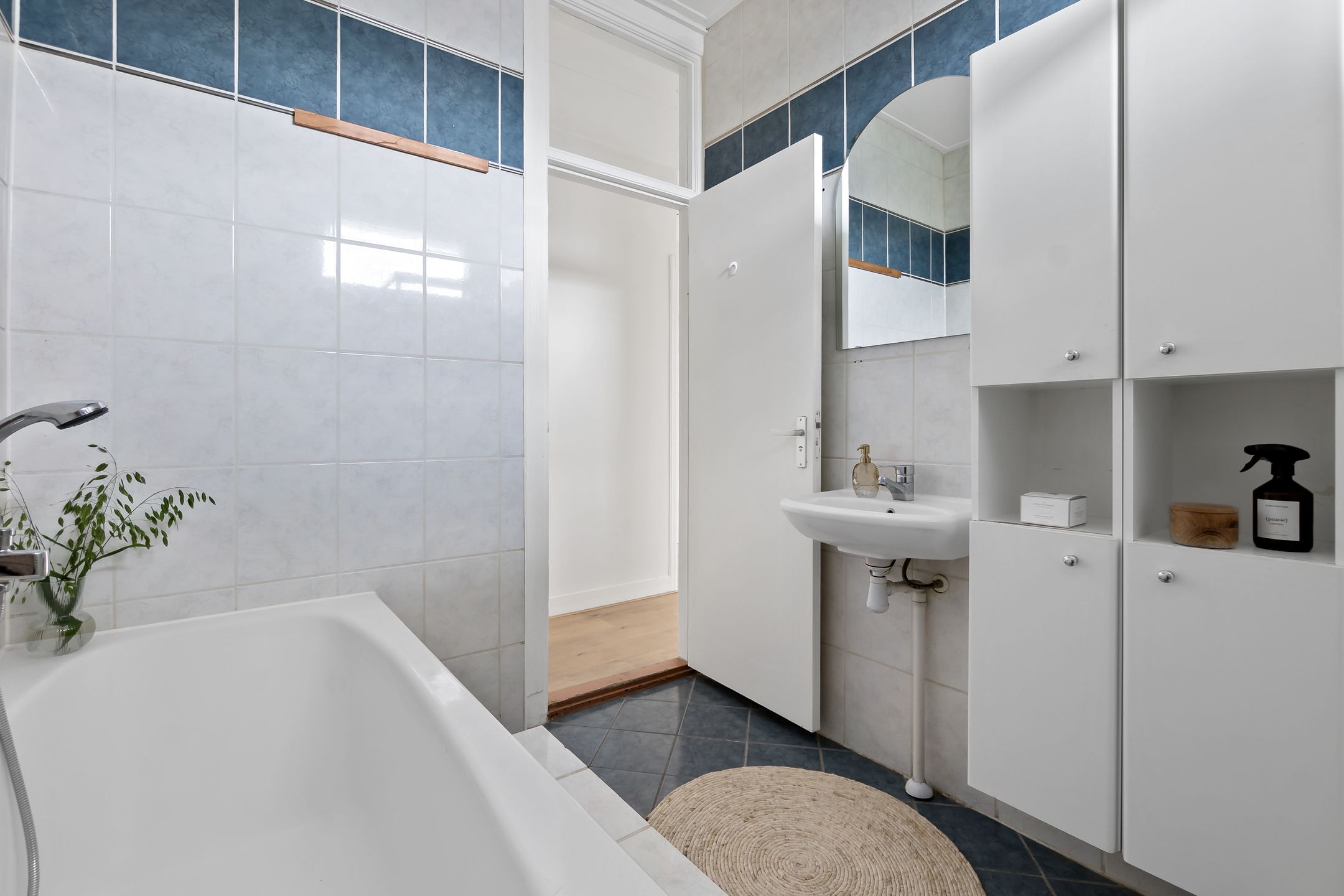 Foto 27 van Loosduinseweg 1157