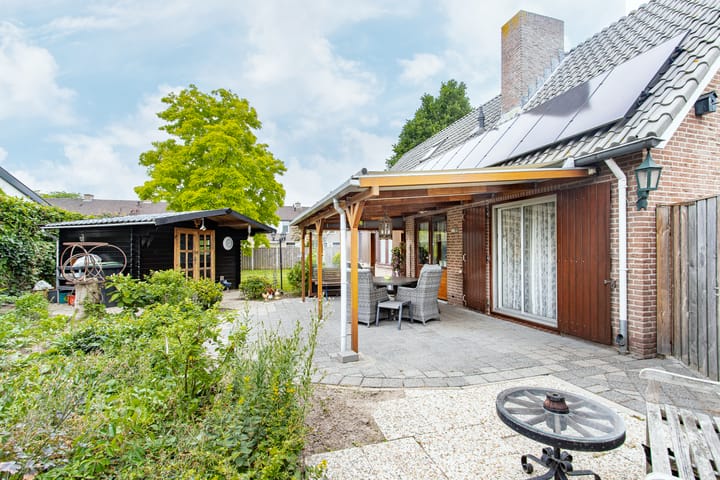 Foto 5 van Azaleastraat 1-A