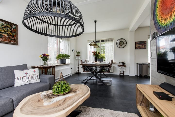 Foto 12 van Azaleastraat 1-A