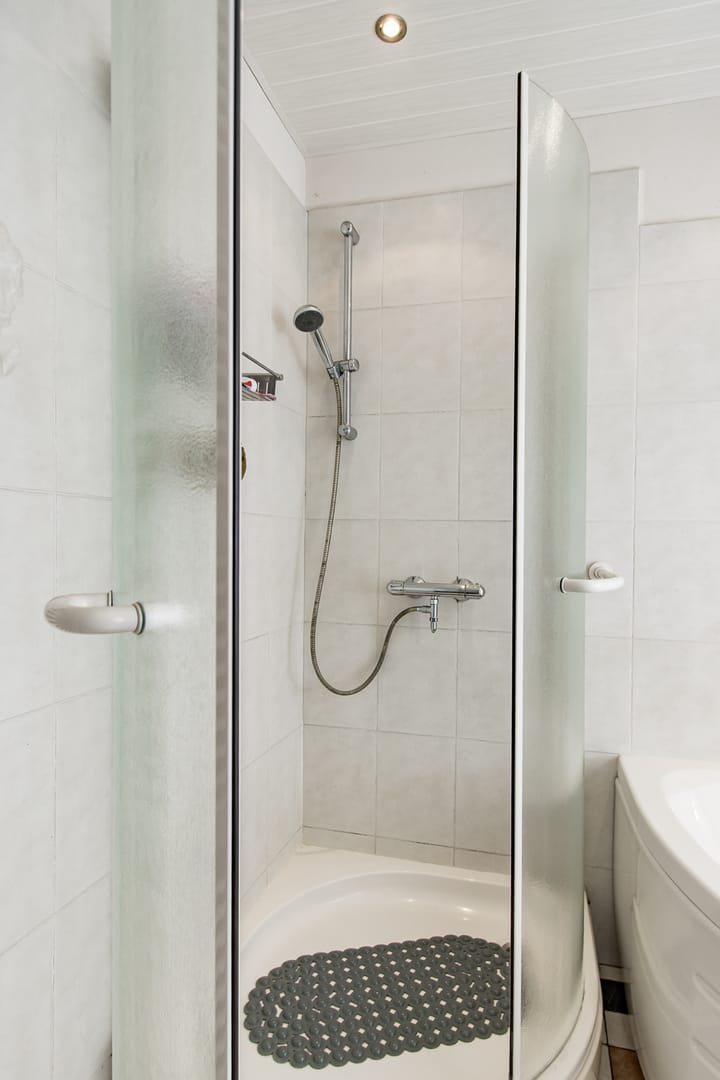 Foto 21 van Azaleastraat 1-A