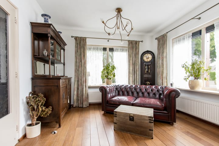 Foto 25 van Azaleastraat 1-A