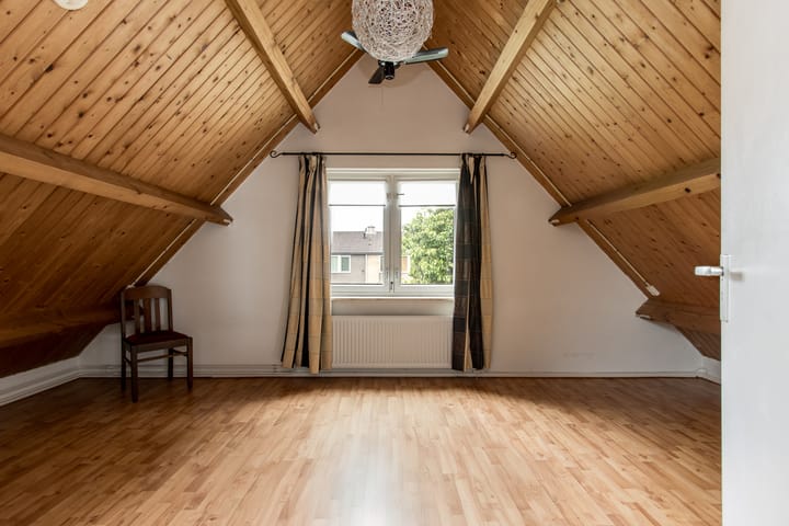 Foto 35 van Azaleastraat 1-A