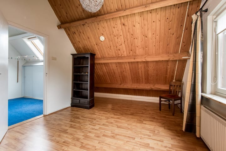 Foto 36 van Azaleastraat 1-A