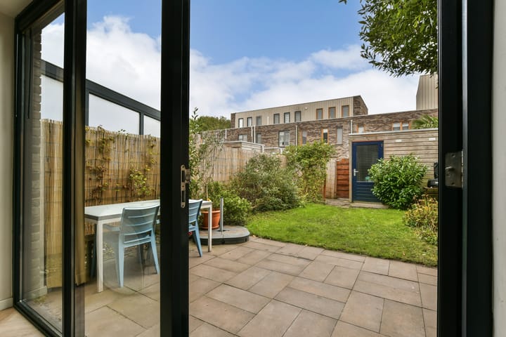 Foto 9 van 2e Kekerstraat 42