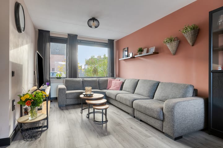 Photo 7 of Meidoornstraat 5