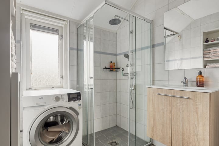 Photo 23 of Meidoornstraat 5