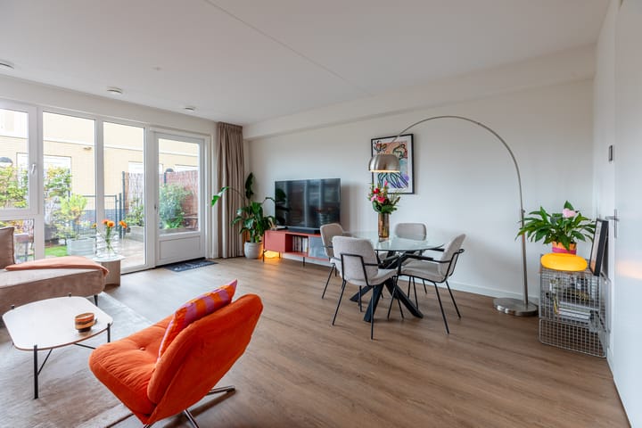 Photo 4 of Heemraadstraat 86