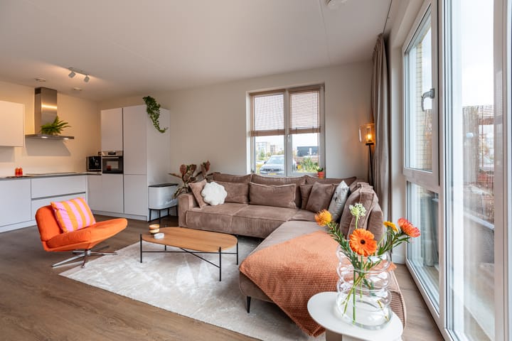 Photo 12 of Heemraadstraat 86