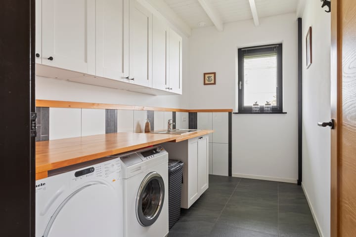 Photo 21 of Koeweg 16