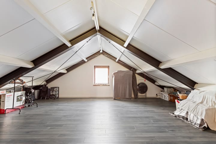 Photo 32 of Koeweg 16