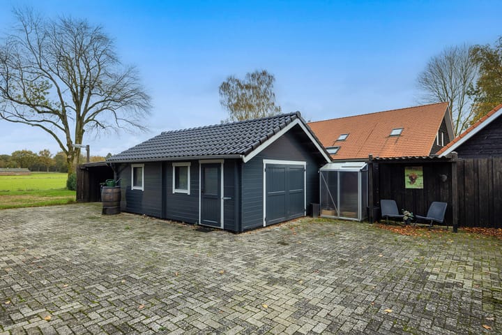 Photo 36 of Koeweg 16