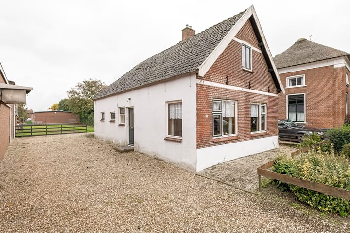 Photo 2 of Dorpsstraat 16