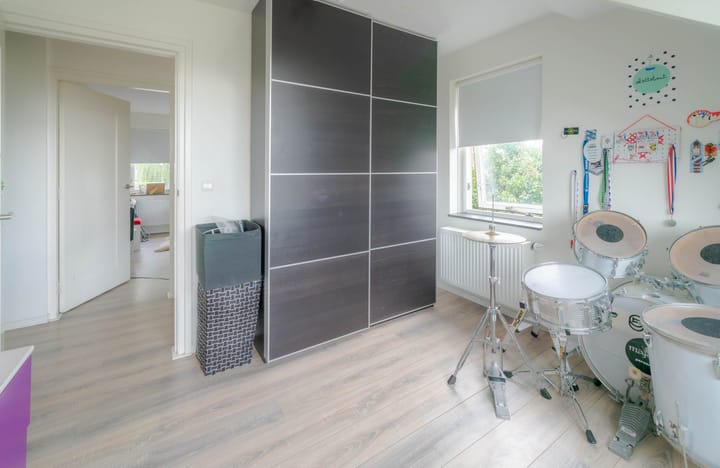 Photo 23 of Molefinne 42