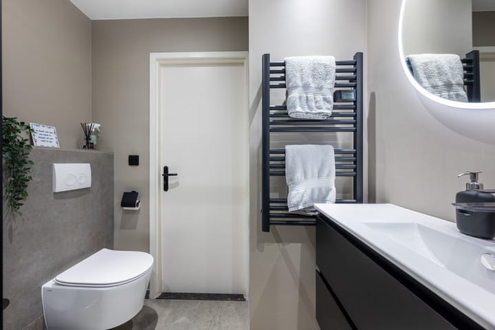 Photo 12 of Plein 64