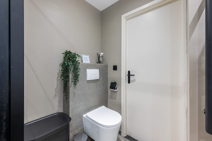 Photo 23 of Plein 64