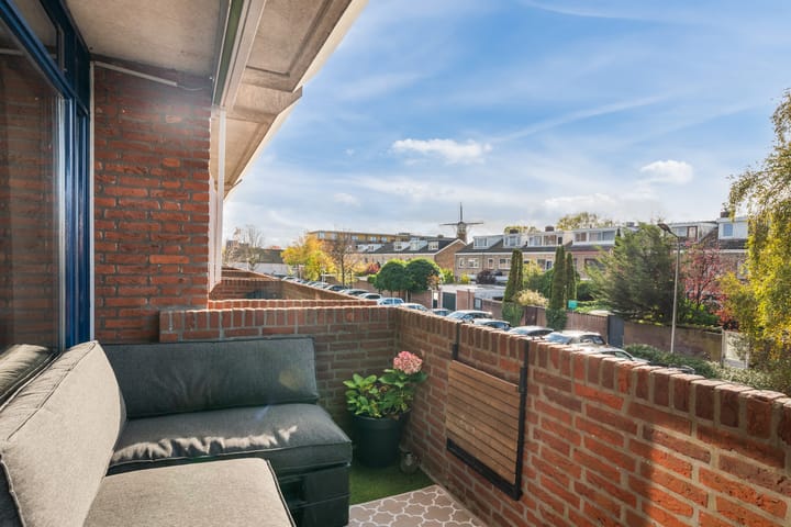 Photo 25 of Plein 64