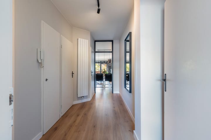 Photo 29 of Plein 64