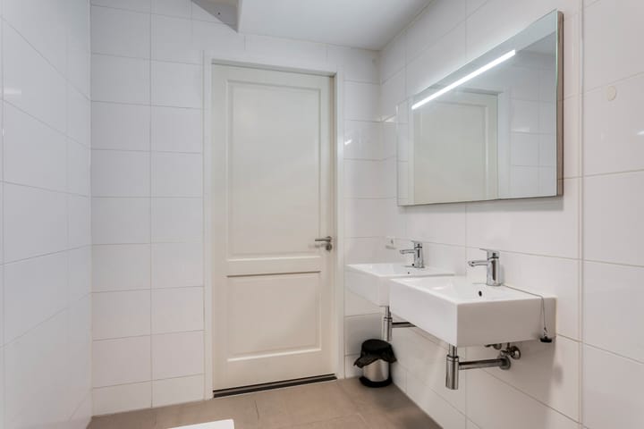 Photo 17 of Zeedijk 2-211