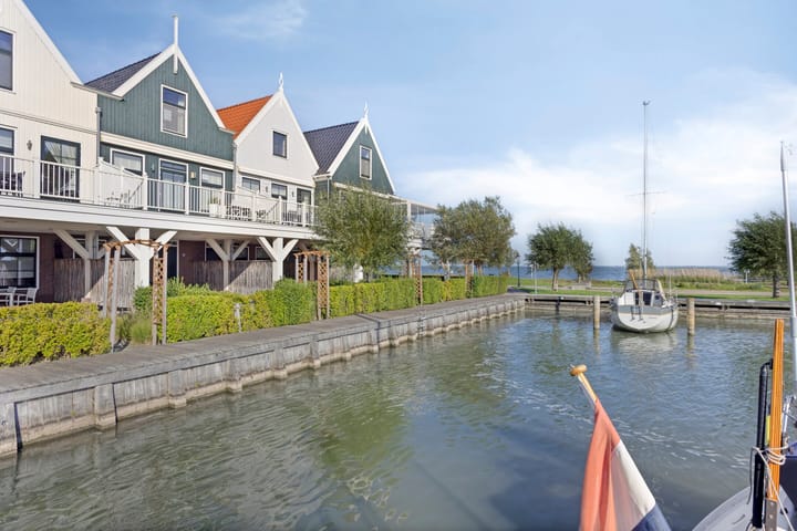 Photo 24 of Zeedijk 2-211