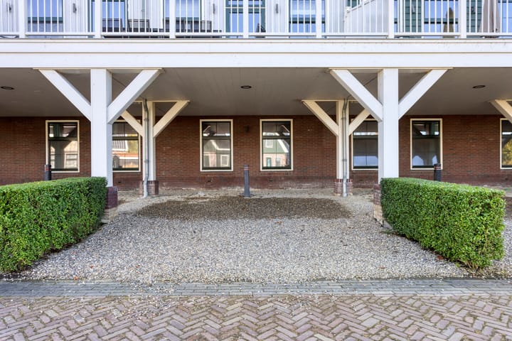 Photo 29 of Zeedijk 2-211