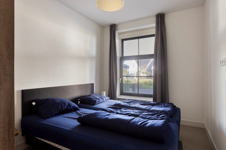 Photo 22 of Zeedijk 2-211