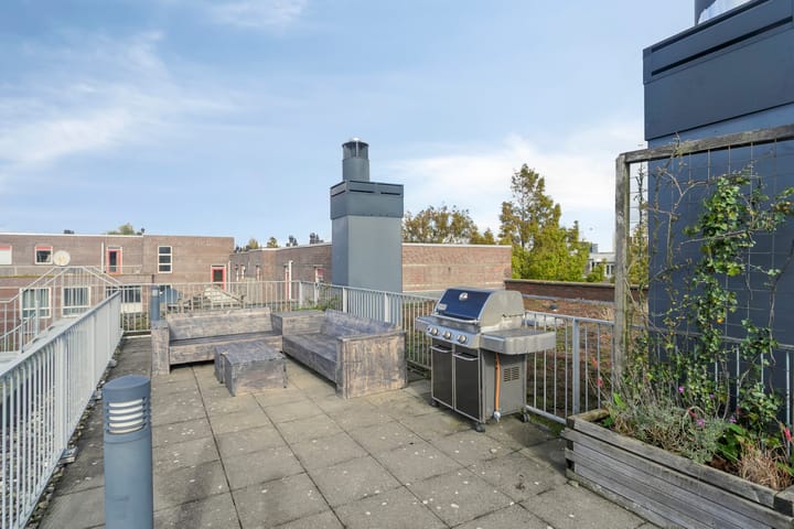 Photo 8 of Sumatrastraat 209-E