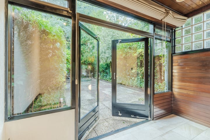 Foto 10 van Looplantsoen 210