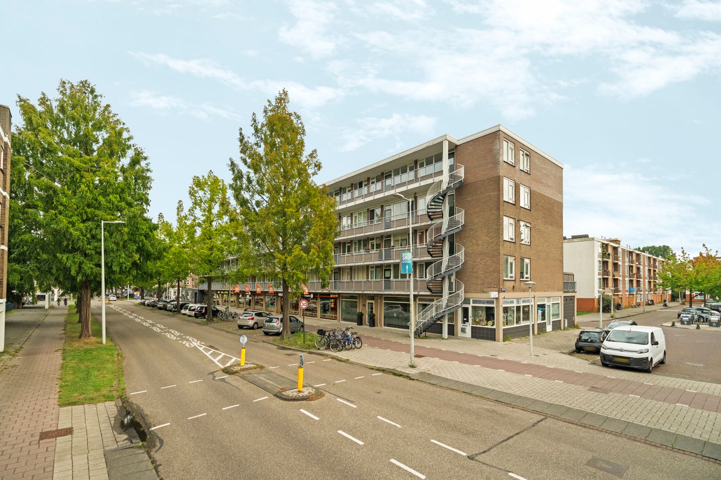 Foto 19 van Arent Janszoon Ernststraat 711
