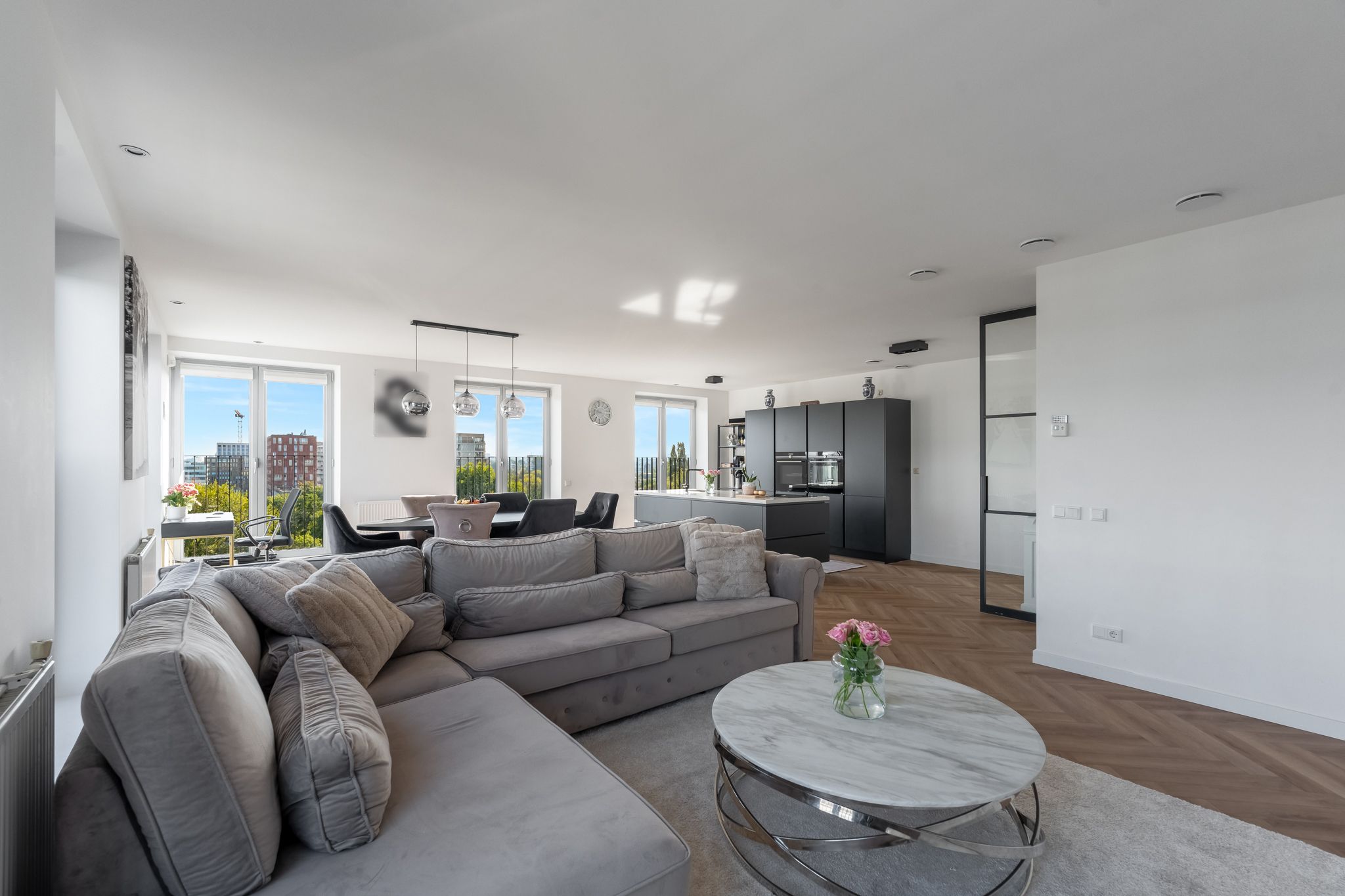 Foto 12 van Wolbrantskerkweg 80-G