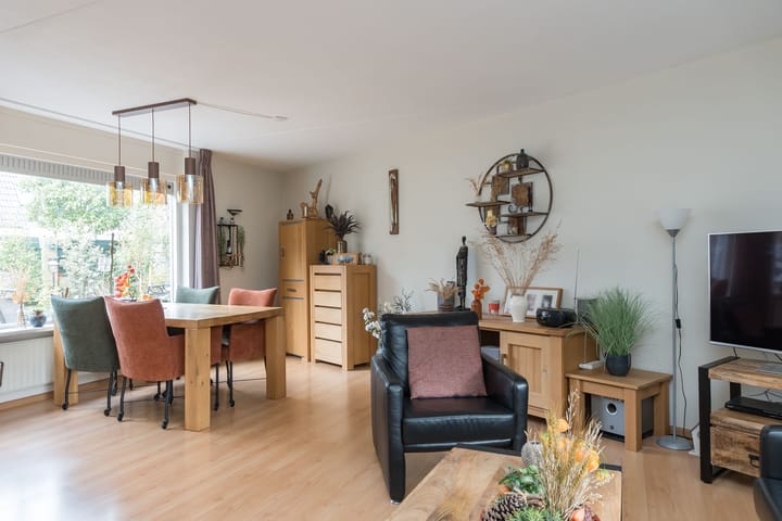 Photo 10 of Aarnout Drostdreef 16