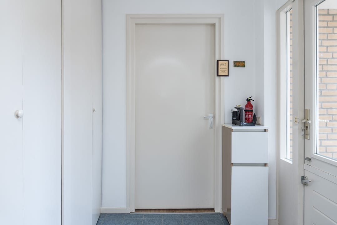 Photo 17 of Aarnout Drostdreef 16